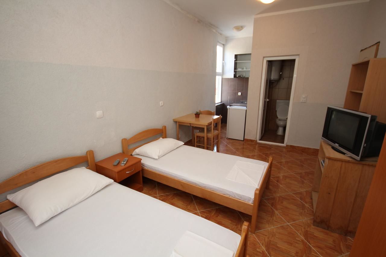 Апартаменты Apartments Dea Бар