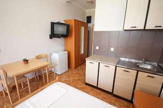 Апартаменты Apartments Dea Бар Номер-студио-37