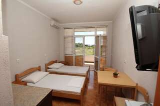 Апартаменты Apartments Dea Бар Номер-студио-52