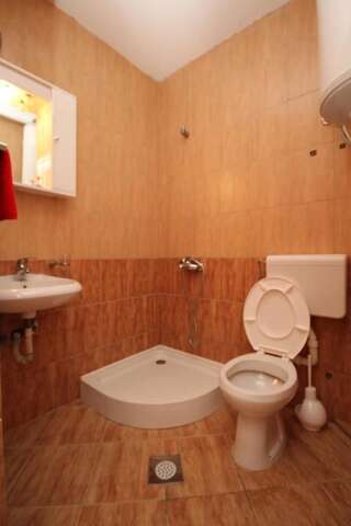 Апартаменты Apartments Dea Бар Номер-студио-72