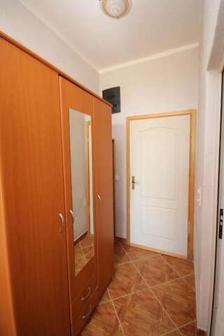 Апартаменты Apartments Dea Бар Номер-студио-90
